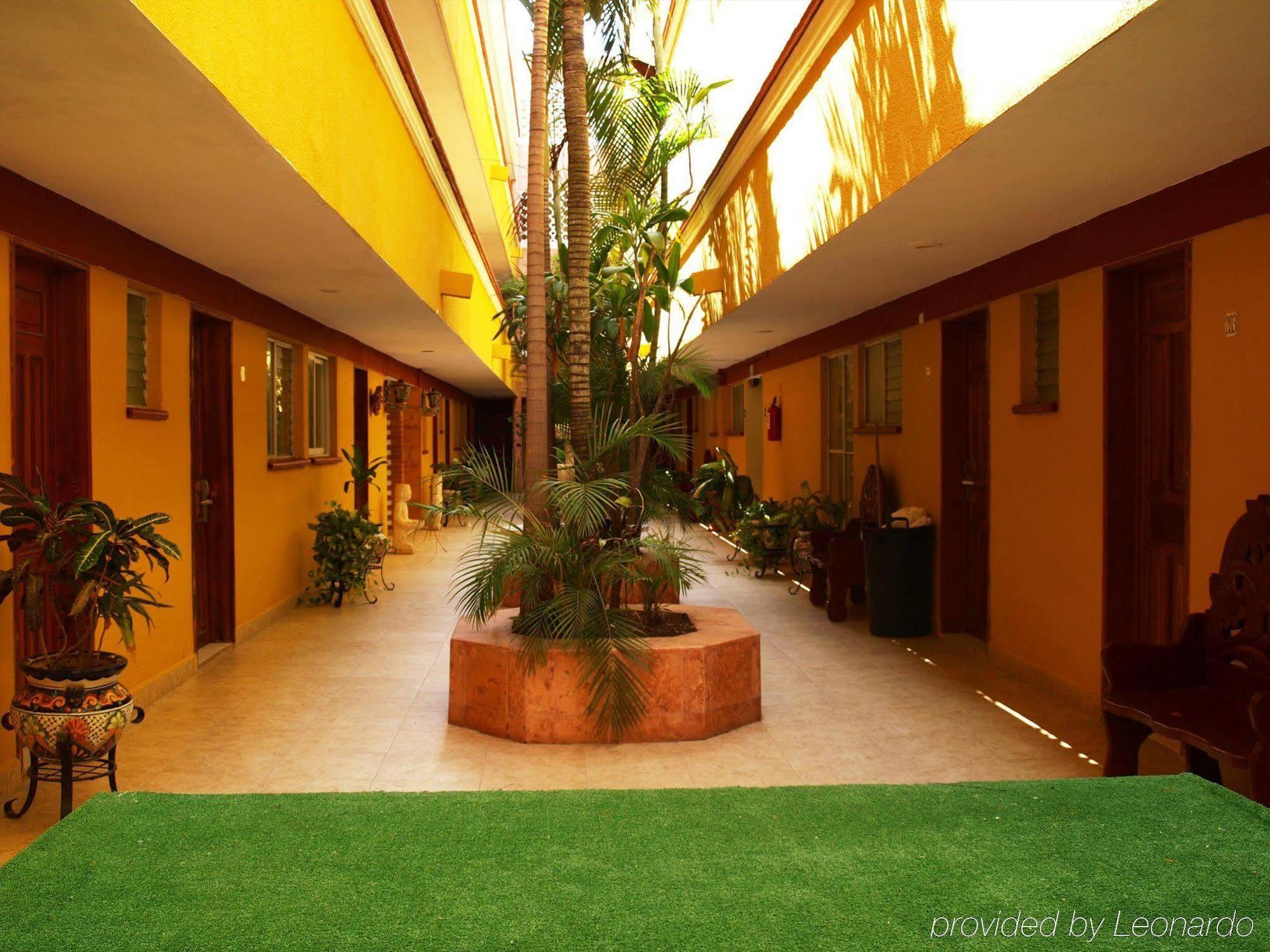 Suites Cancun Center Экстерьер фото